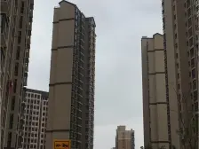 卫生间全明,大开间,小区入口附近,品质小区