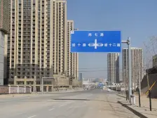 二号湖畔,三层别墅,出则繁华,入则宁静