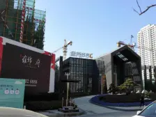 上叠,带电梯,有院子和露台独门独户!