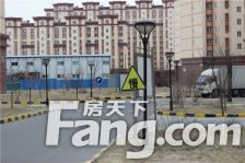 业主诚意出售,小区绿化好,停车方便,看房方便。