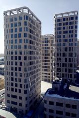 乌兰财富中心 2室1厅 南