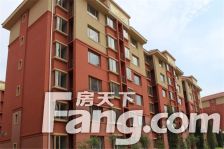 业主诚意出售置换,交通便利,停车方便,看房方便。