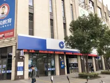 此房房龄新,小区南面是嘉闵线新成路站,