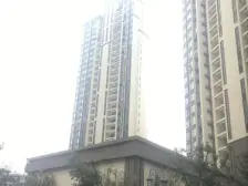 中南路商圈次新小区四居室,南北通透户型