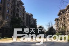 一楼带院子 三房好户型 城市嘉苑 简单清爽 业主诚售