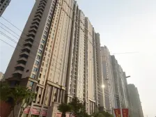 双阳台南和东.精装修4房.家具家电都带.套内面积130平