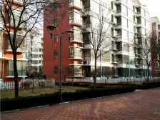 电梯大俩居室业主装修,拎包入住,看黑松林等待有缘人