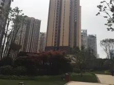 和泓江山国际 4室1厅 南