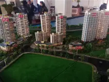 港湾隽景 大产权住宅,民主广场,精装修南北通厅三室