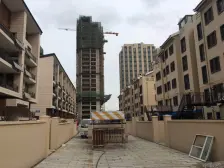 状元府 洋房 一楼带南北院 精装修 带车位