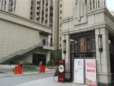 两路空港 金科空港城二期三房61万