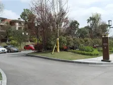 回兴 渝开发星河one三房258万