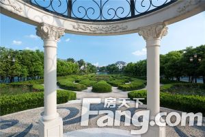 牧马山牧山湖蔚蓝卡地亚 5室2厅 北