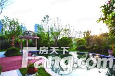 干挂外立面 落地大花园 环境优美 看房方便