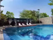 带前后花园,动静分区,户型方正,四房两厅两卫。