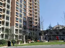 位置优越,小区环境好,正规一居。。。