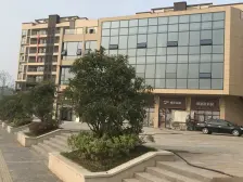 此房小高层,南北互通,大户型三代同堂,纯边户