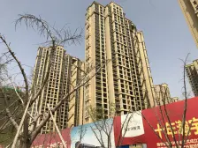 去龙门10米 诚心卖房 随时可看