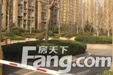 万达商圈房主急售、三室两厅一卫、动静分离户型