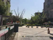 嘉定新城·风荷丽景尚城-宝塔路99弄·4室·1厅