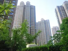 卫生间全明,大开间,品质小区,小区入口附近