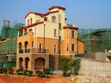 颐龙湾别墅业主诚意出售随时看房可大型土建实用面积大