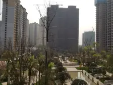 酒城国际 跃层好户型 诚心出售 环境优美 交通方便