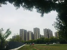 嘉闵线,高品质大四房,带产权车位,可拎包入住,