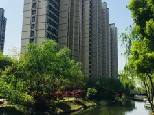 嘉宝梦之缘两房,精装修,满五年,次新小区,环境好