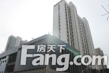 新东关电梯房,客厅通阳台,全明户型。