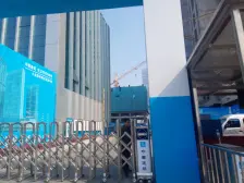 东港C位 南北三室 近地铁 近凯丹 近音乐喷泉