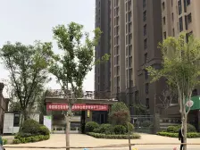 绿都褐石街区二期 3室2厅 南 北