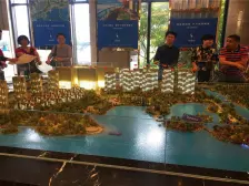 新力银湖湾 南北通透,采光好 装修好,环镜优美 视野好,诚心出售