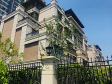 环境优美,交通便利,精装好房,诚意出售