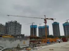 保利一期带全屋家私家电,全新保养好,楼层安静