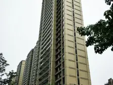 万象城以南,毛坯次新房,好楼层好位置,带车位地下室