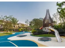 融创独拼端户二线看湖,纯别墅组团,私密性好带电梯井