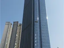 铜锣湾大平层、出门即商场地铁、全屋精装修。