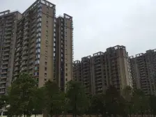 新世纪颐龙湾二期别墅 精装修六房 业主诚意出售可谈