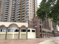 新世纪颐龙湾 三室两厅两卫 交通便利