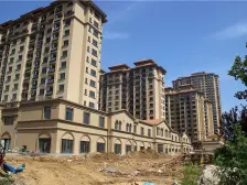 彩雲城 精装修 11层小高顶加阁 带地下车位和小棚