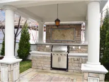 小窑湾现房,采光好,视野开阔无任何遮挡,人车分流。