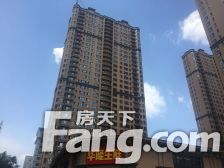 龙跃金水湾小区中间位置前后不临街格局板正