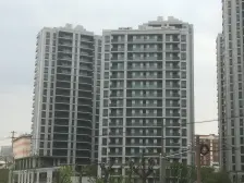 看三件套,小区中心位置,有车位,一梯一户,诚意