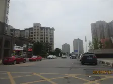 国贸春天 4室1厅 南 北