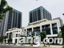 通燃双卫复式两房,格局好功能赞,银翔湖畔环境佳