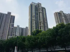 风荷丽景尚城东区 4室2厅 南 北
