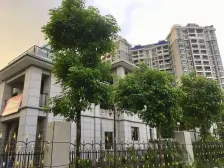 罗马景苑毛坯别墅,业主诚意出售。