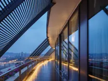 业主移居欧洲看房方便 渝中核心鹅岭峰畔山揽江精装大平层