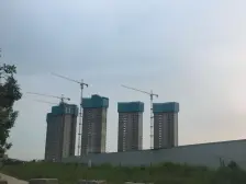 东城旁 地铁口 保利锦城别墅 带双车位